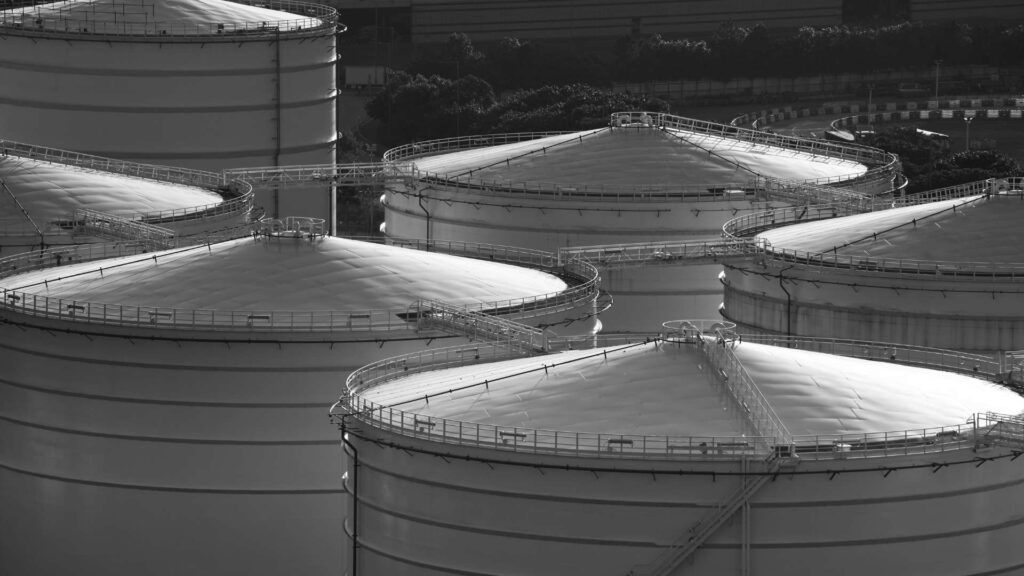 Envent Corporation, a renowned leader in environmental and industrial solutions, is at the forefront of promoting safety, exposure reduction, and environmental consciousness in the critical field of tank degassing. In their latest article, Envent addresses the vital safety concerns associated with degassing tanks and vessels containing toxic chemicals.